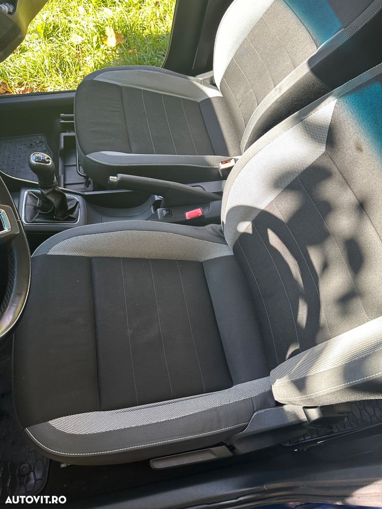 Skoda RAPID 1.4 TDI Ambition - 10