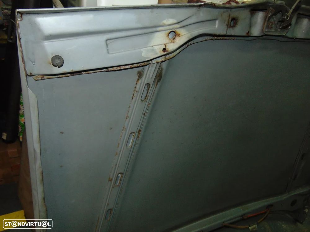 Mercedes W123 capot - 7