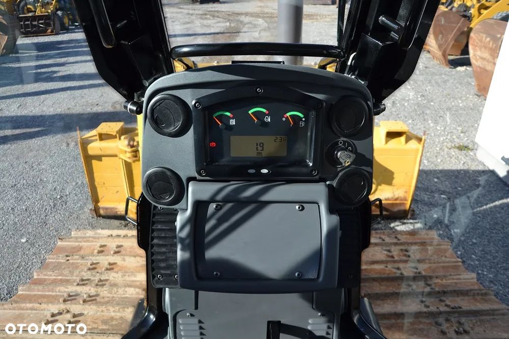 Caterpillar D6K LGP, TYLKO 1600 MTH, BEZ AD BLUE - 21