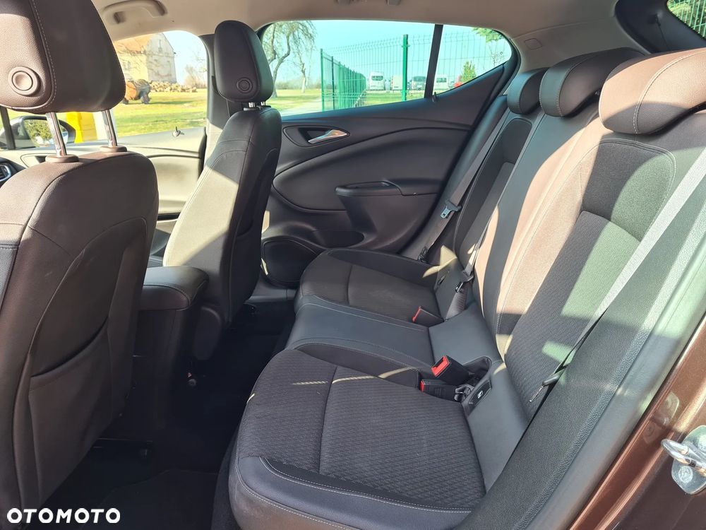 Opel Astra - 12