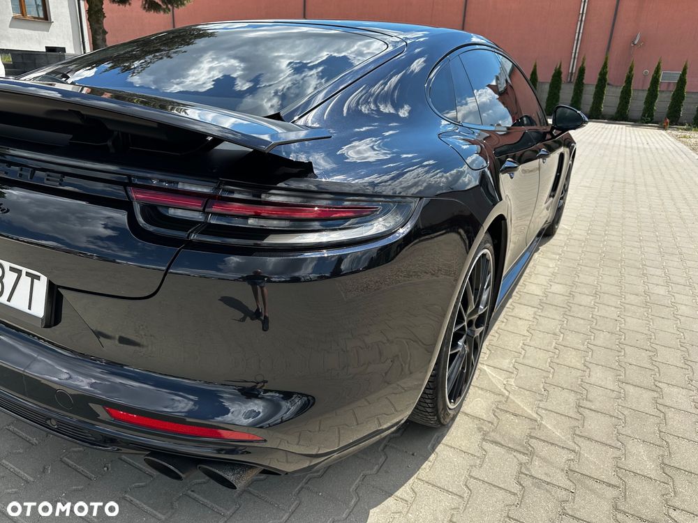 Porsche Panamera - 9