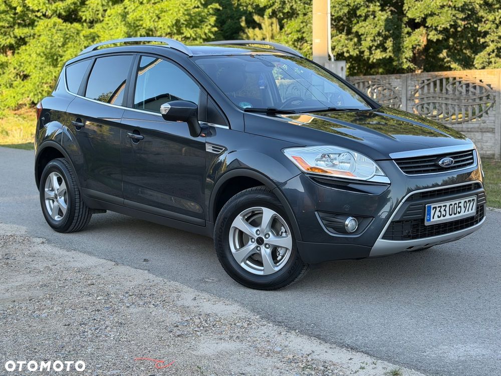 Ford Kuga 2.0 TDCi 4x4 Titanium - 4