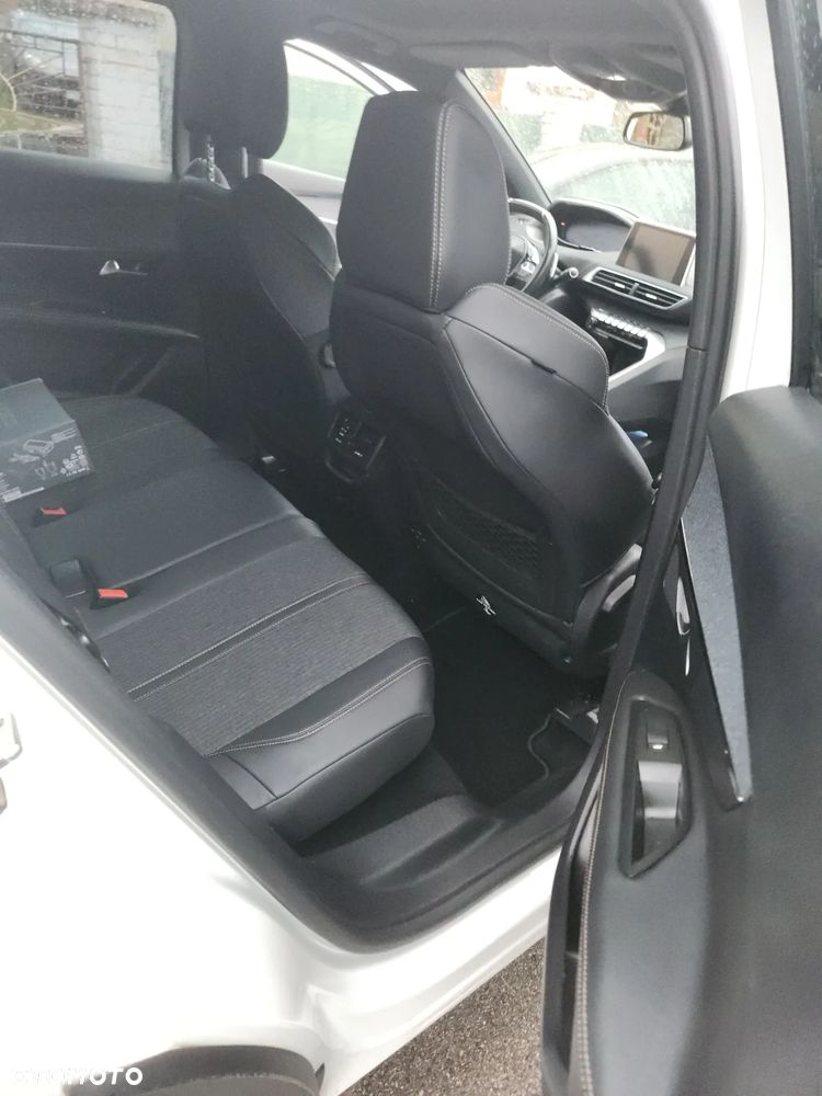 Peugeot 3008 1.6 THP Active S&S EAT6 - 17