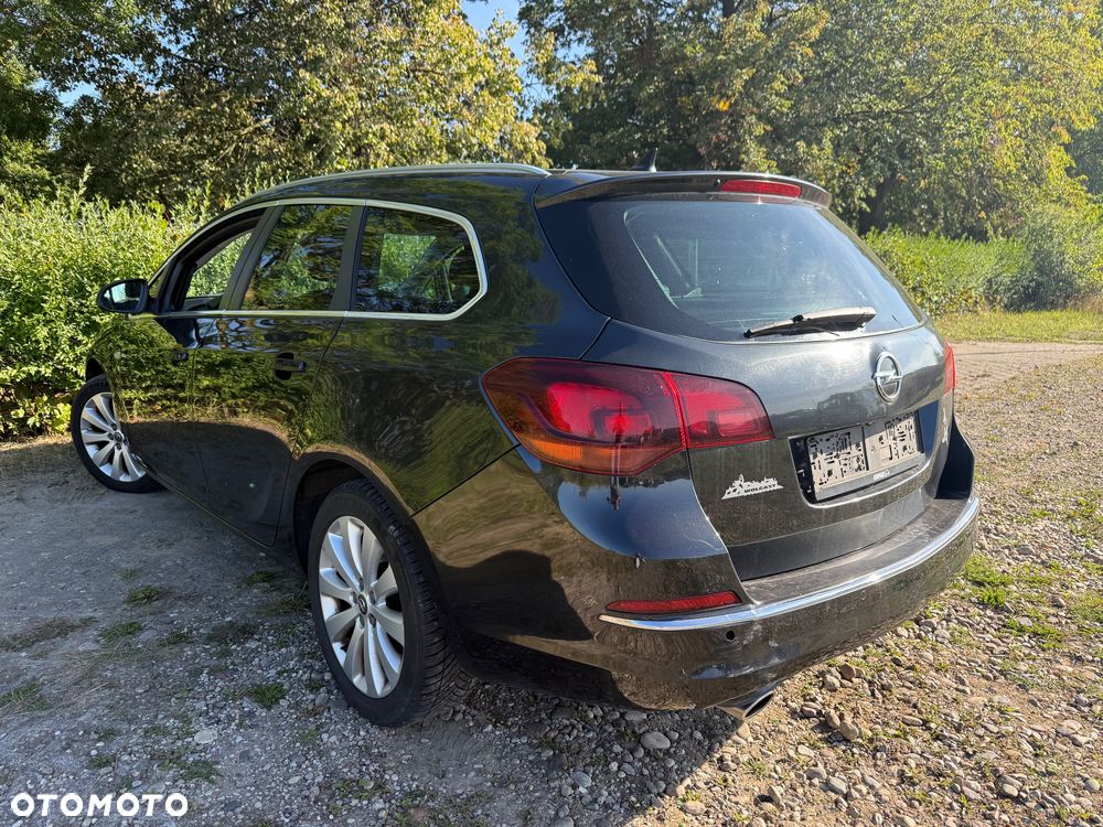 Opel Astra 1.4 Turbo Exklusiv - 5