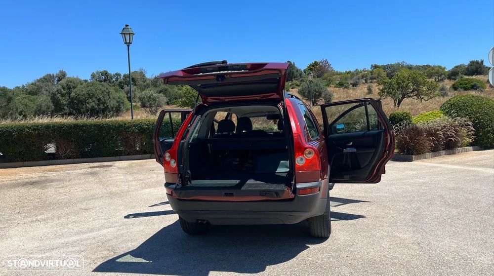 Volvo XC 90 2.4 D5 5L Nivel 2 - 9