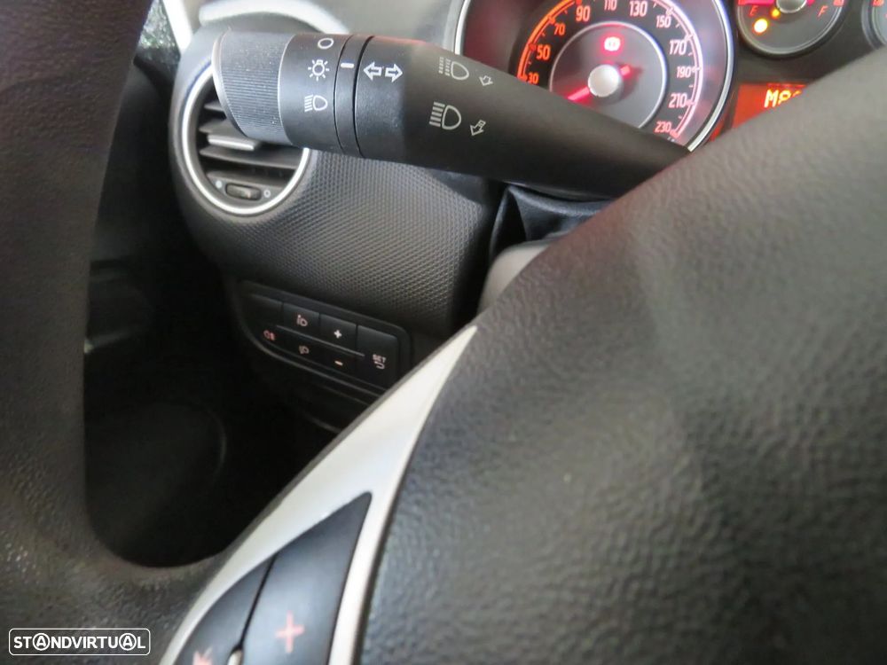 Fiat Punto 1.2 Easy S&S - 19