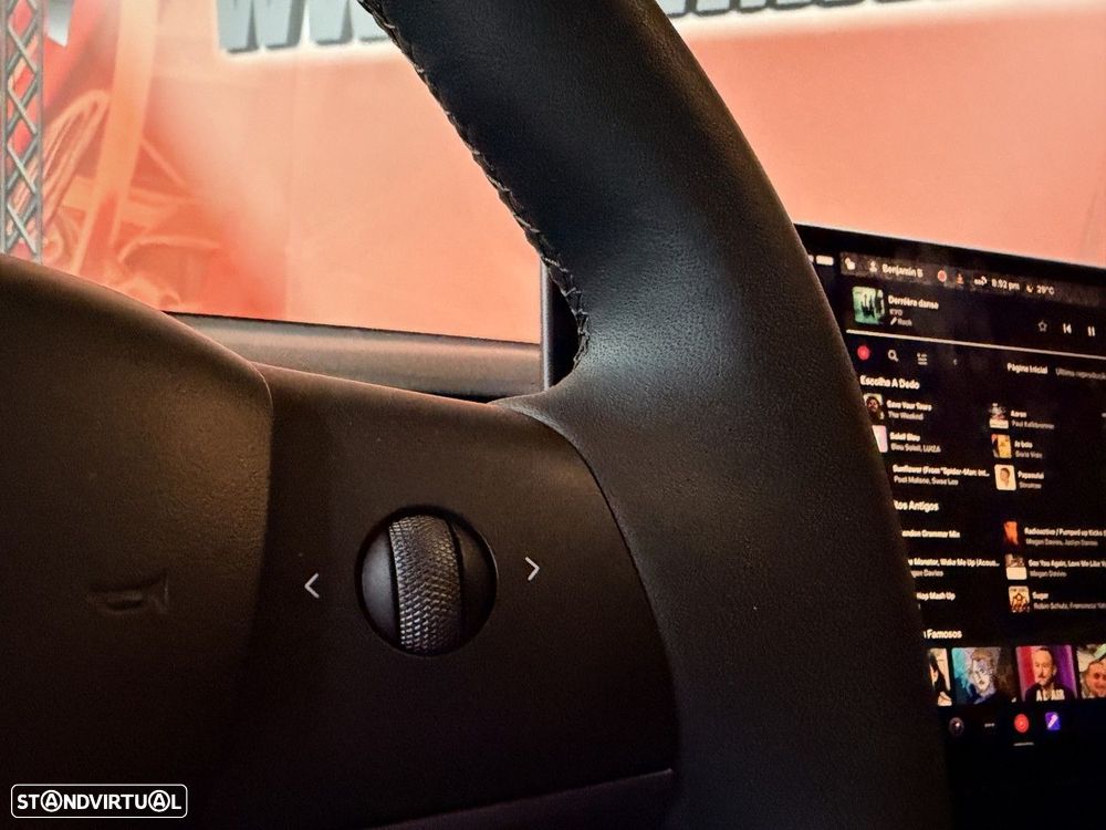 Tesla Model Y Performance Tração Integral - 15