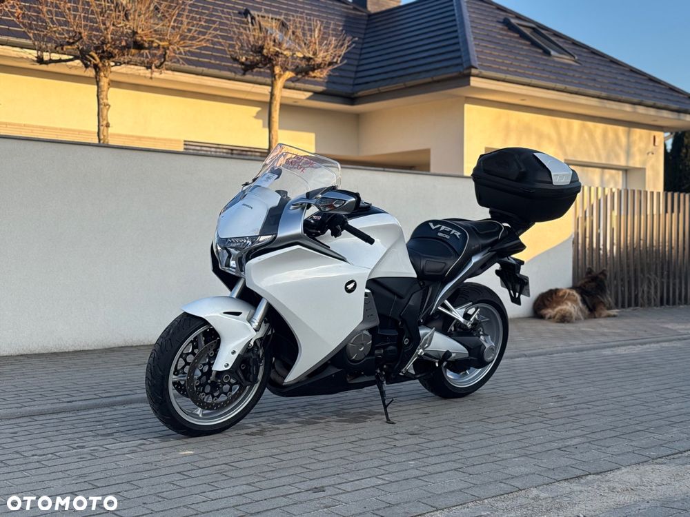 Honda VFR - 26