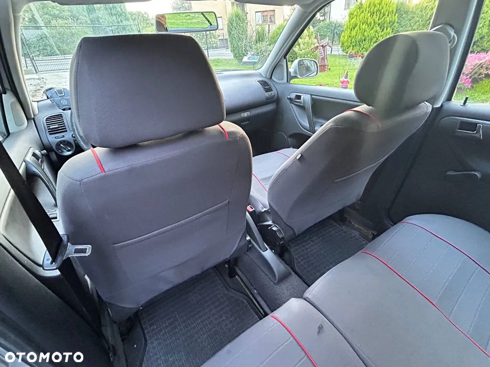 Volkswagen Polo - 10