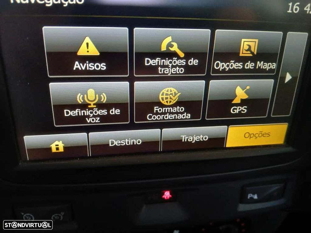 Dacia Duster 1.5 dCi Prestige - 33