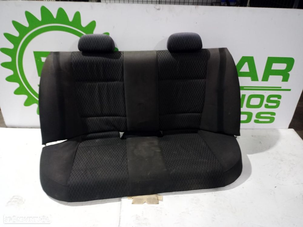 BANCO TRASEIRO BMW SERIE 3 BERLINA E46 - 1