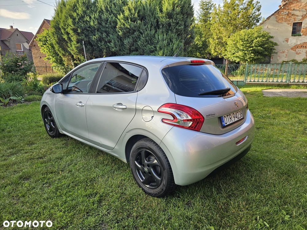 Peugeot 208 1.4 HDi Active - 4