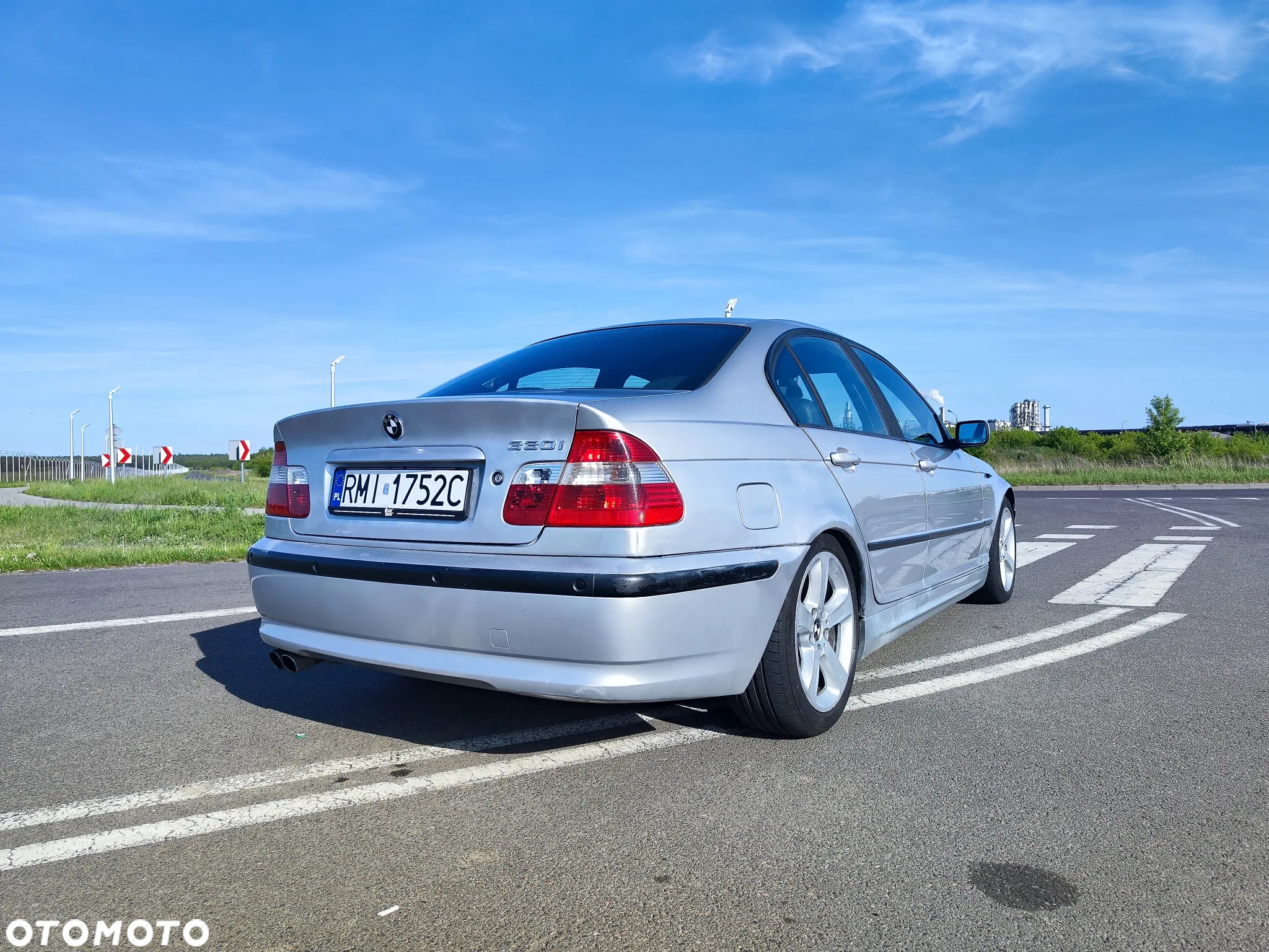 BMW Seria 3 330i - 7