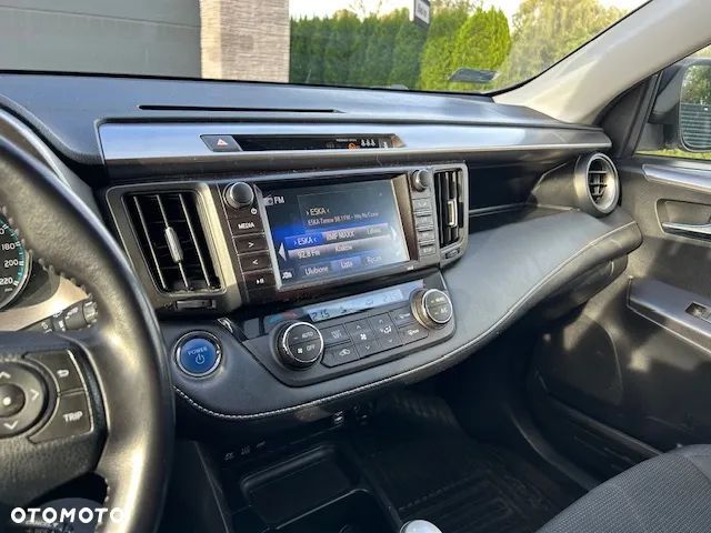Toyota RAV4 - 14