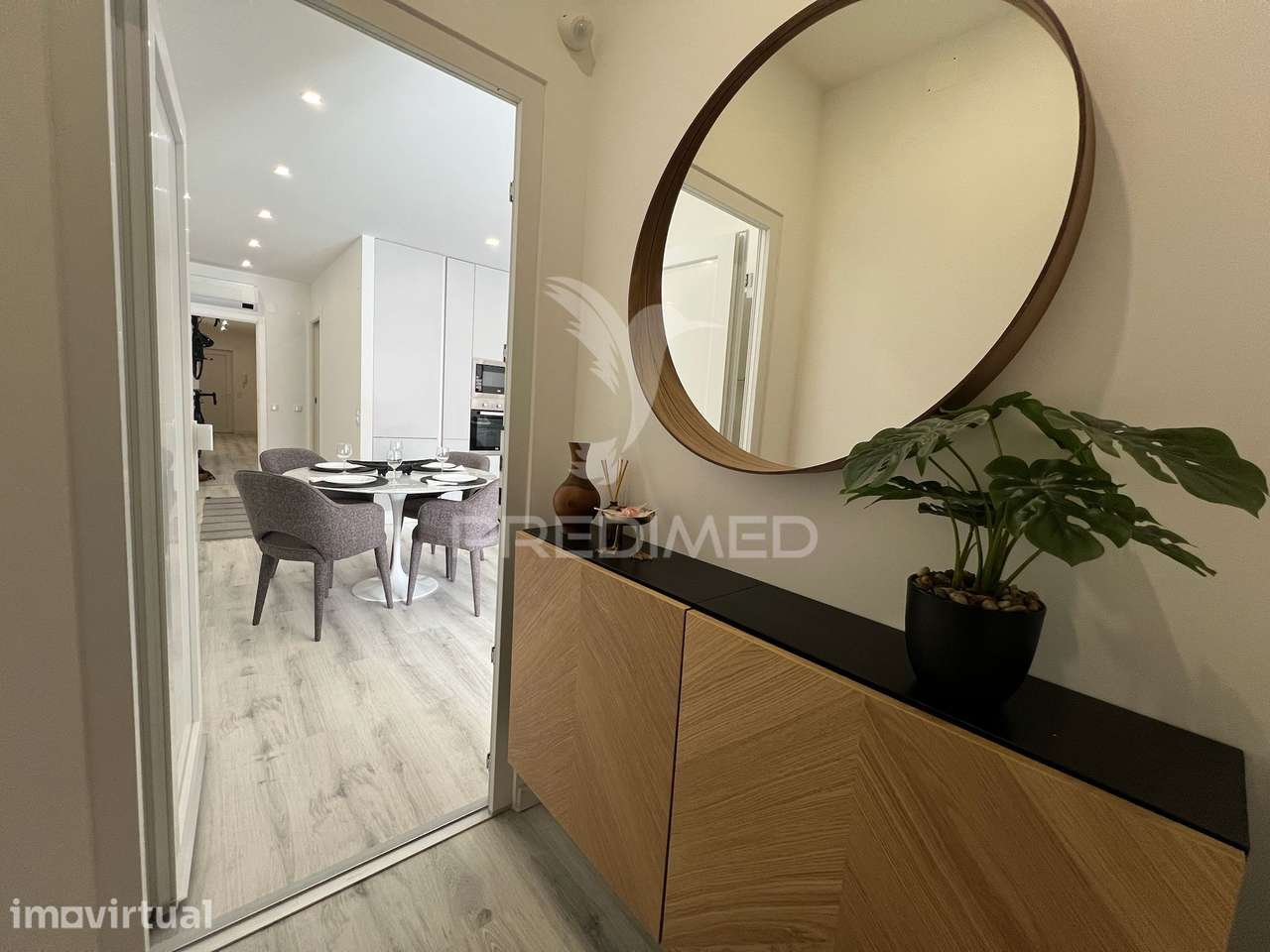 Apartamento T3 na Rua das Montras - Grande imagem: 2/26