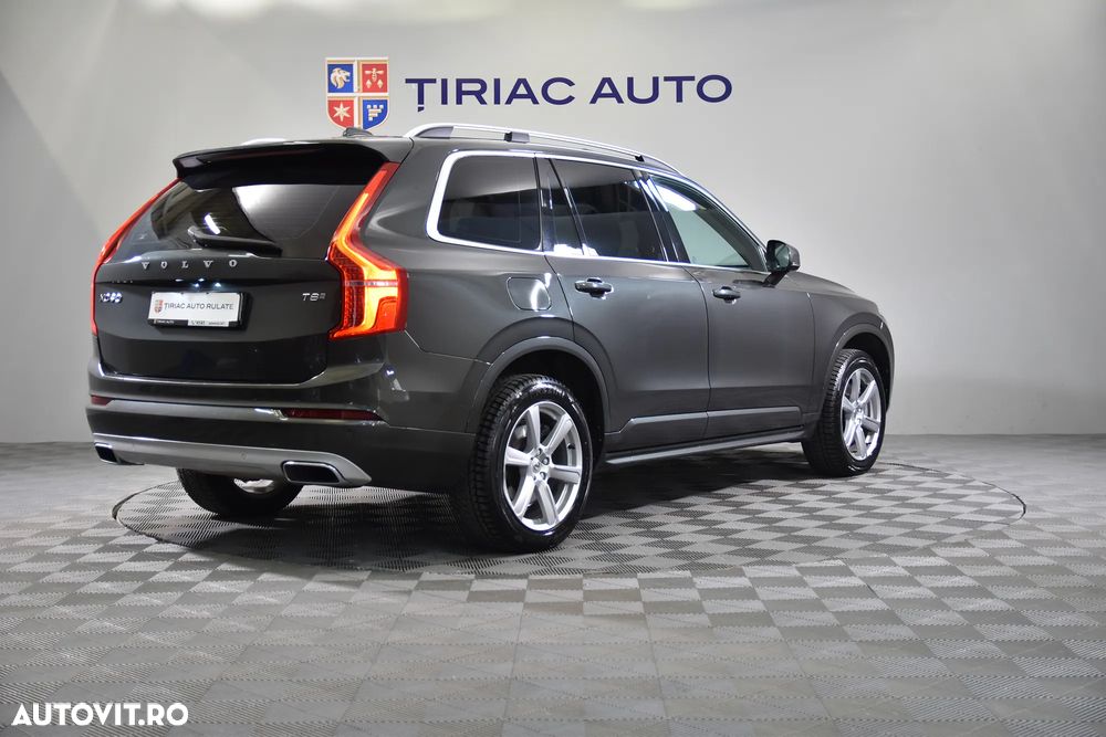 Volvo XC 90 - 5