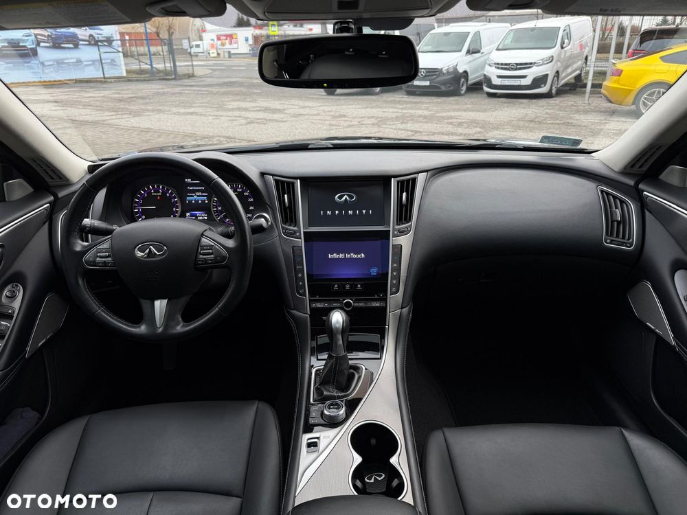 Infiniti Q50 - 13