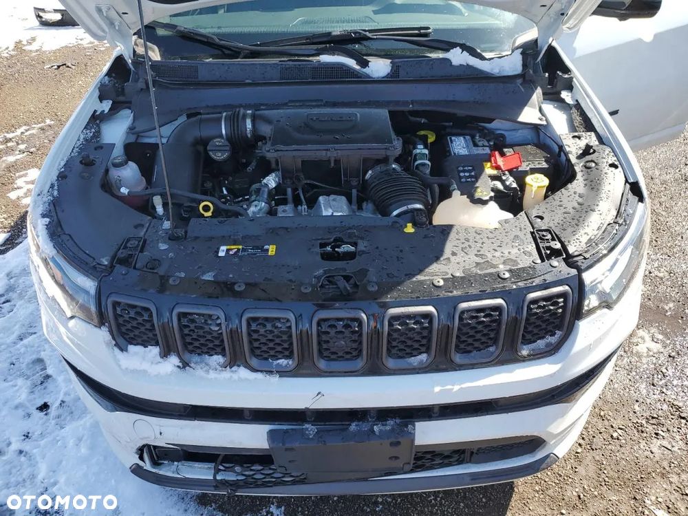Jeep Compass - 14