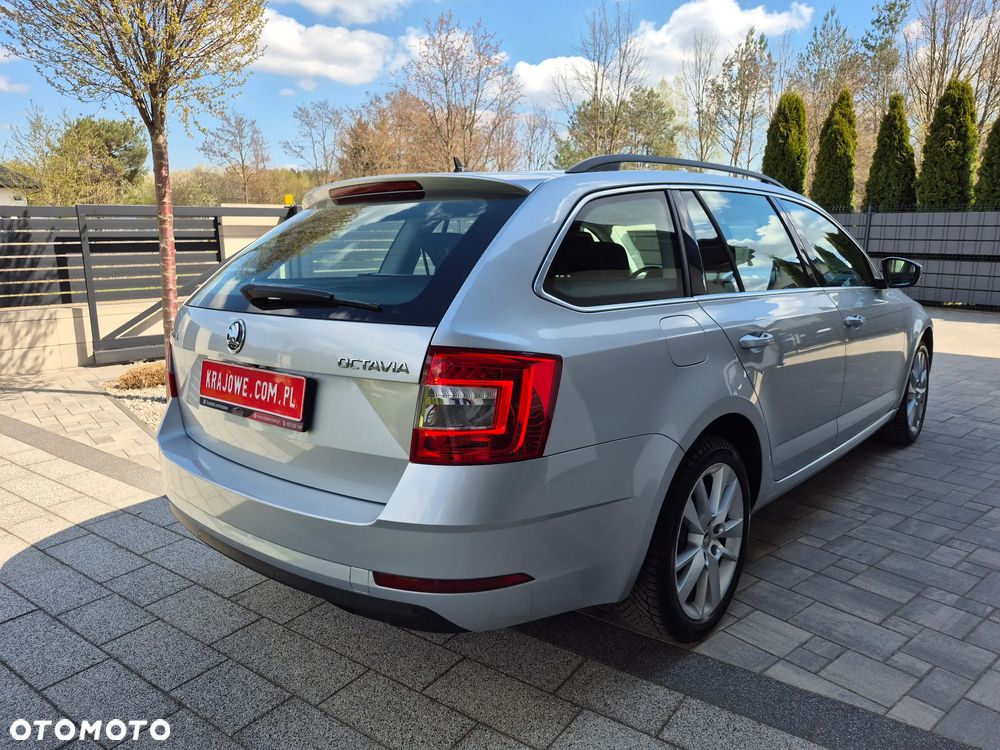 Skoda Octavia 2.0 TDI SCR Style DSG - 4