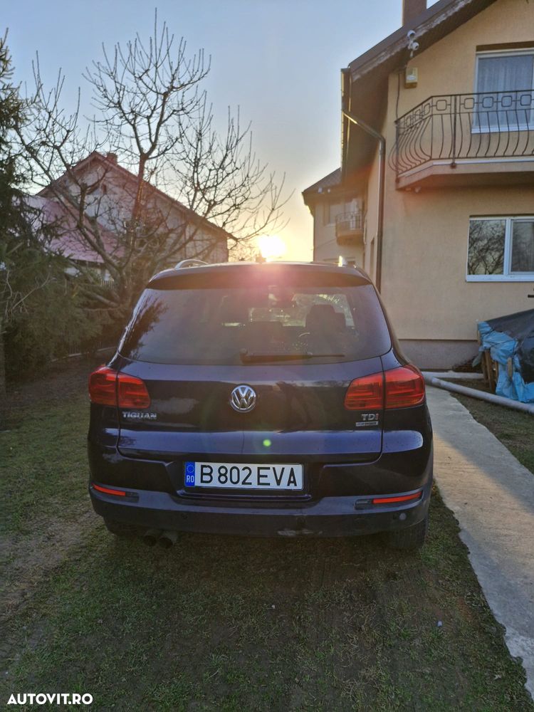 Volkswagen Tiguan 2.0 TDI DPF BlueMotion Technology Trend & Fun - 17