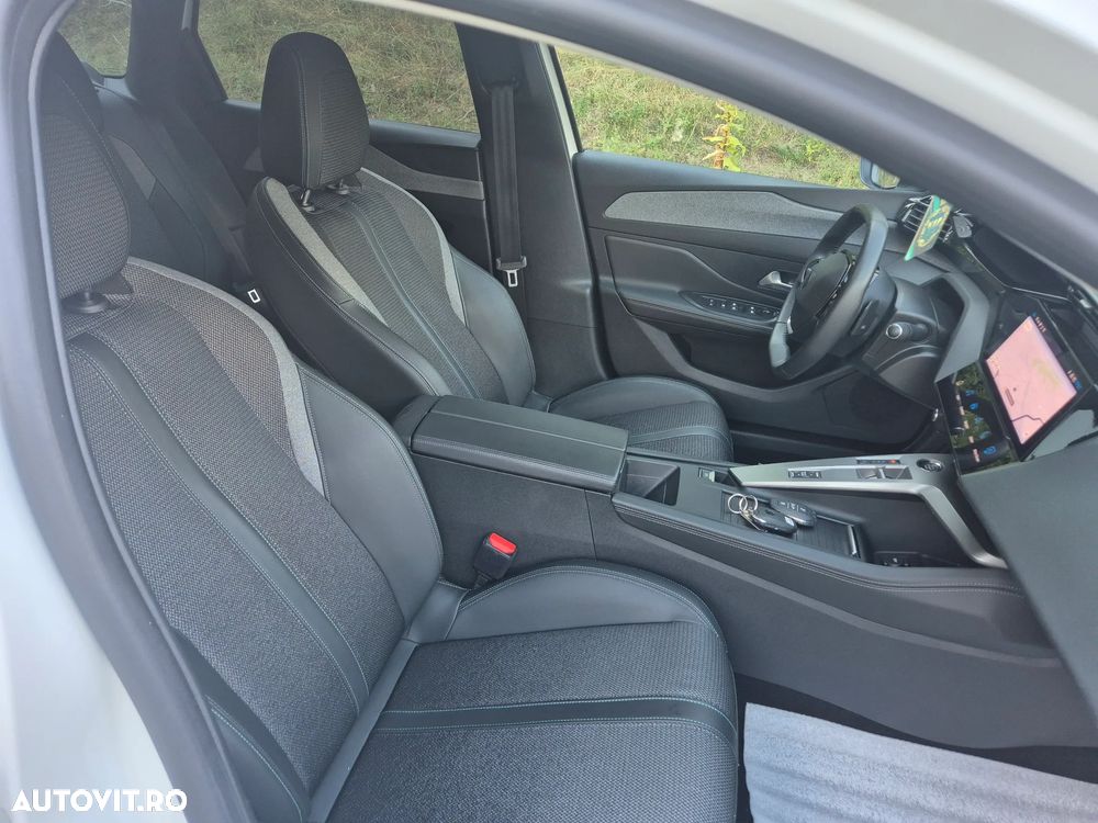 Peugeot 308 SW BlueHDi 130 EAT8 Allure Pack - 14