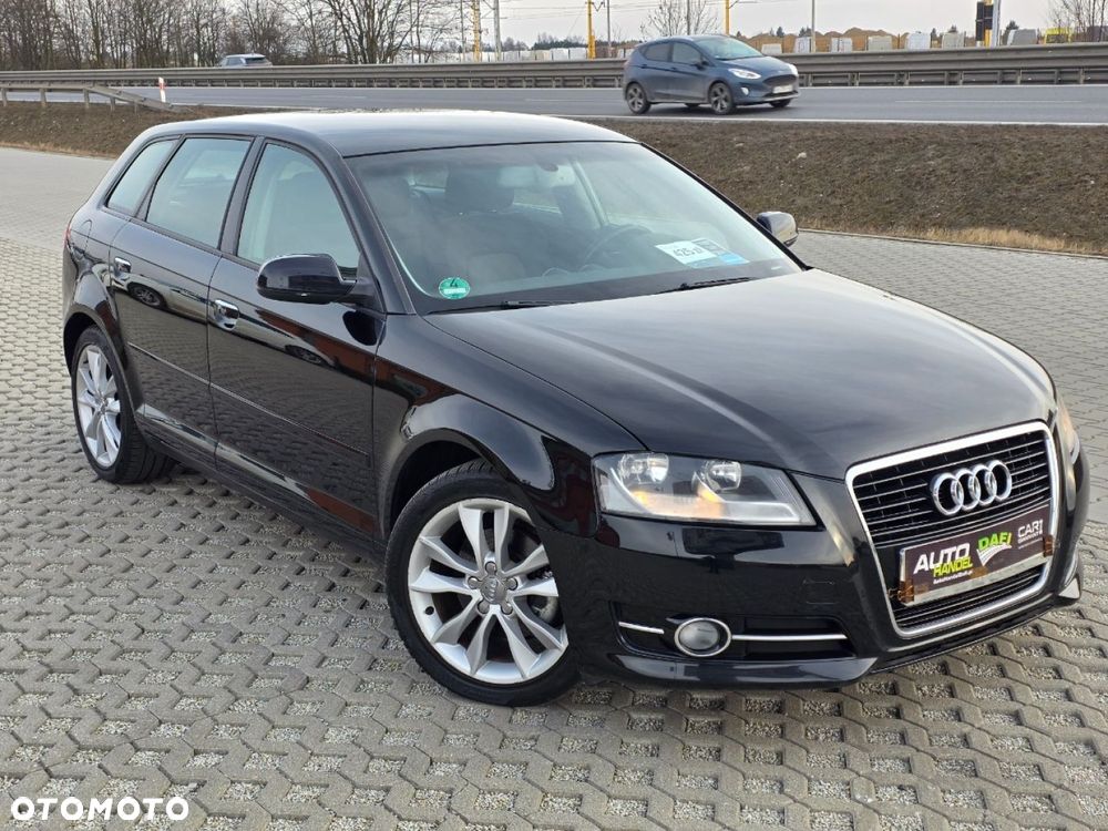 Audi A3 Sportback - 3