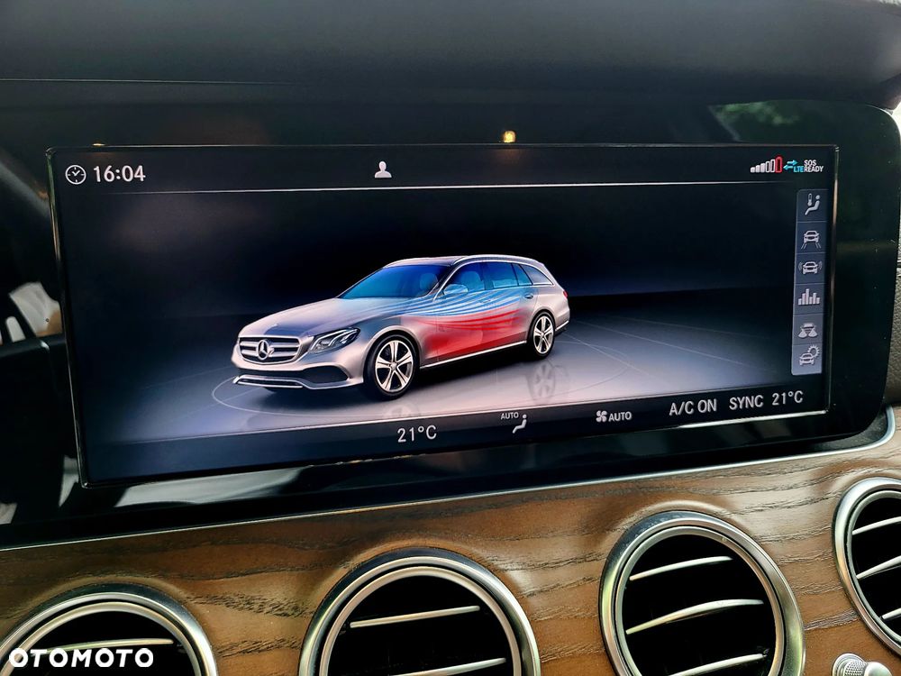 Mercedes-Benz Klasa E 200 Exclusive - 30
