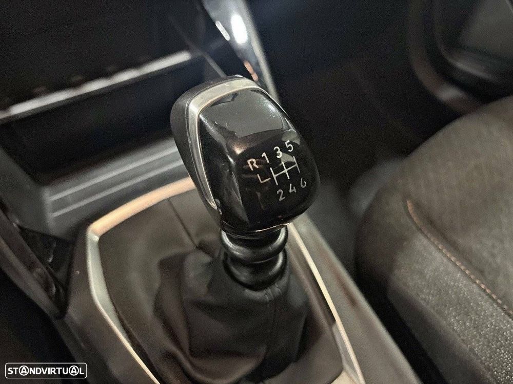 Peugeot 208 1.2 PureTech Style - 19