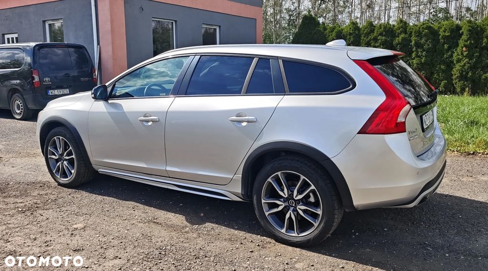 Volvo V60 Cross Country T5 Geartronic Momentum - 3