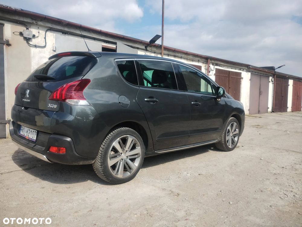 Peugeot 3008 HDi 115 Active - 5