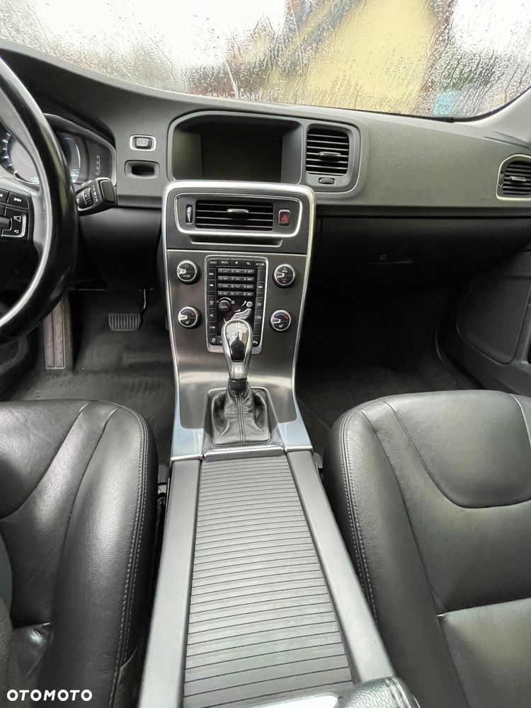 Volvo S60 2.5 T5 AWD - 6