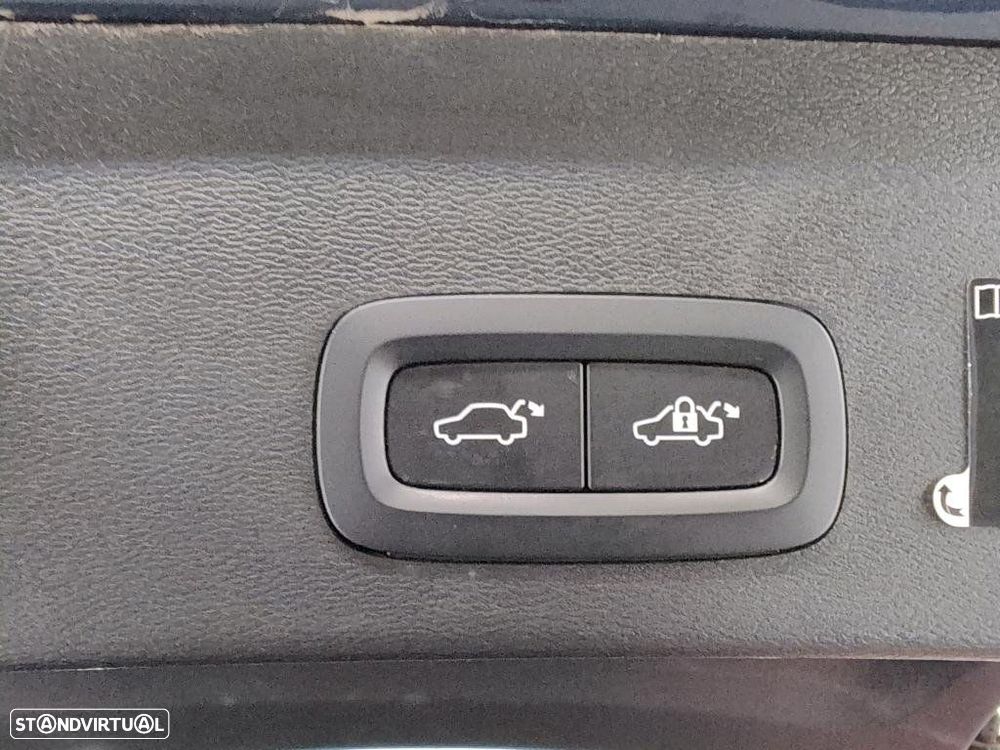 Volvo XC 40 1.5 T4 PHEV Inscription - 10