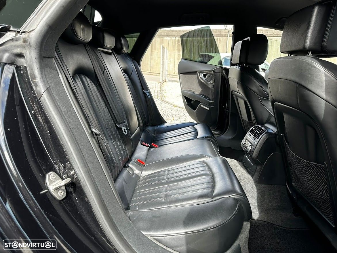 Audi A7 Sportback 3.0 TDI V6 S-line S tronic - 35