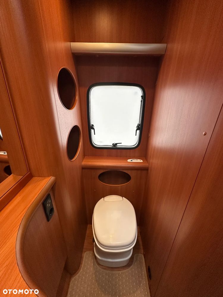 Hobby 560 WLU z napędem i markizą FIAMMA elektryczną. !!! RATY !!! - 38