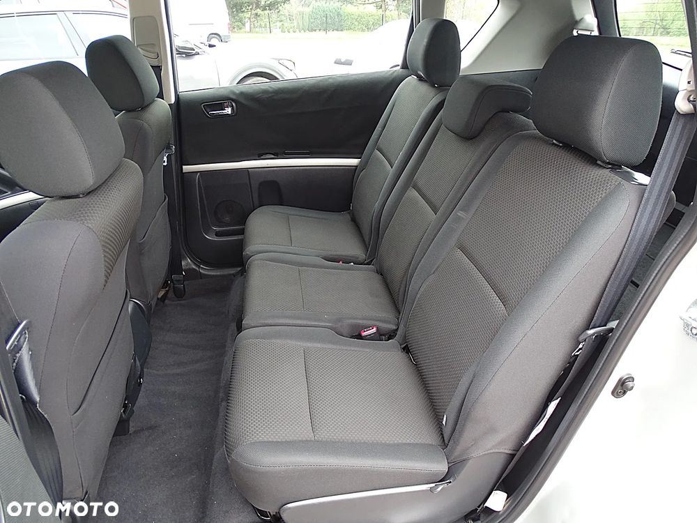 Toyota Corolla Verso 1.8 Prestige 7os - 6