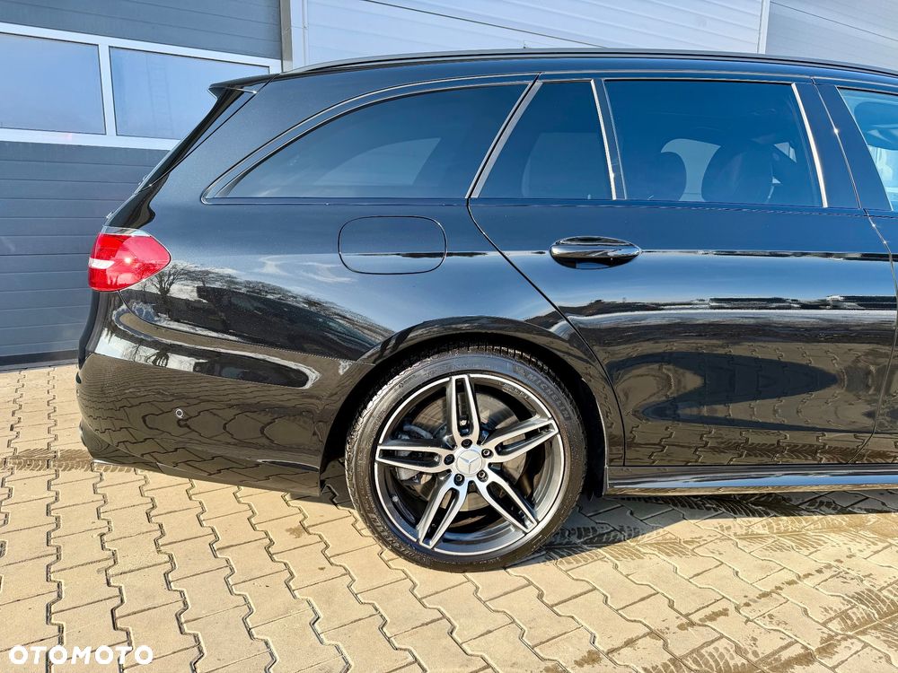 Mercedes-Benz Klasa E AMG 53 4-Matic+ - 18