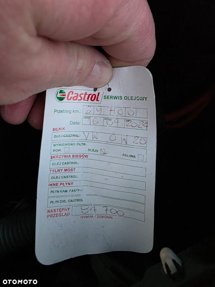 Volkswagen Passat - 34