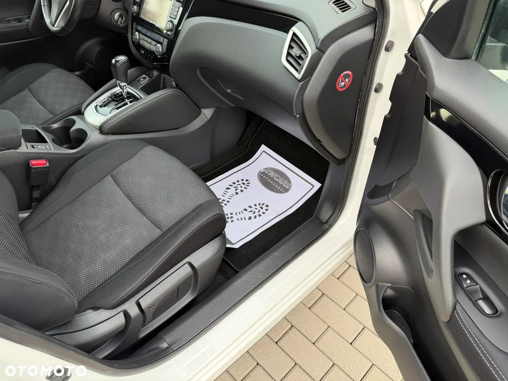 Nissan Qashqai 1.2 DIG-T Xtronic TEKNA - 19