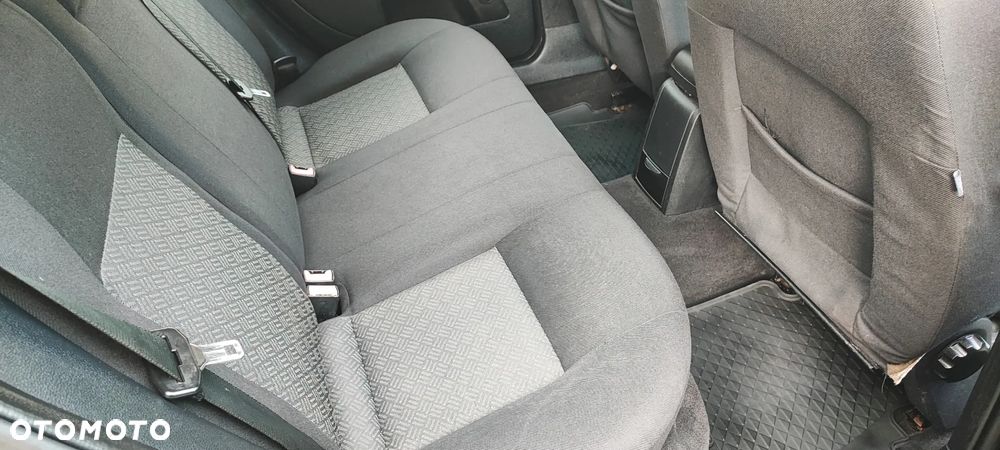 Ford Mondeo 1.8 Trend X100 / X - 12