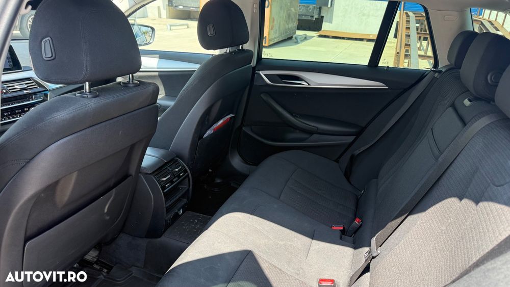 BMW Seria 5 520d xDrive Aut. - 16