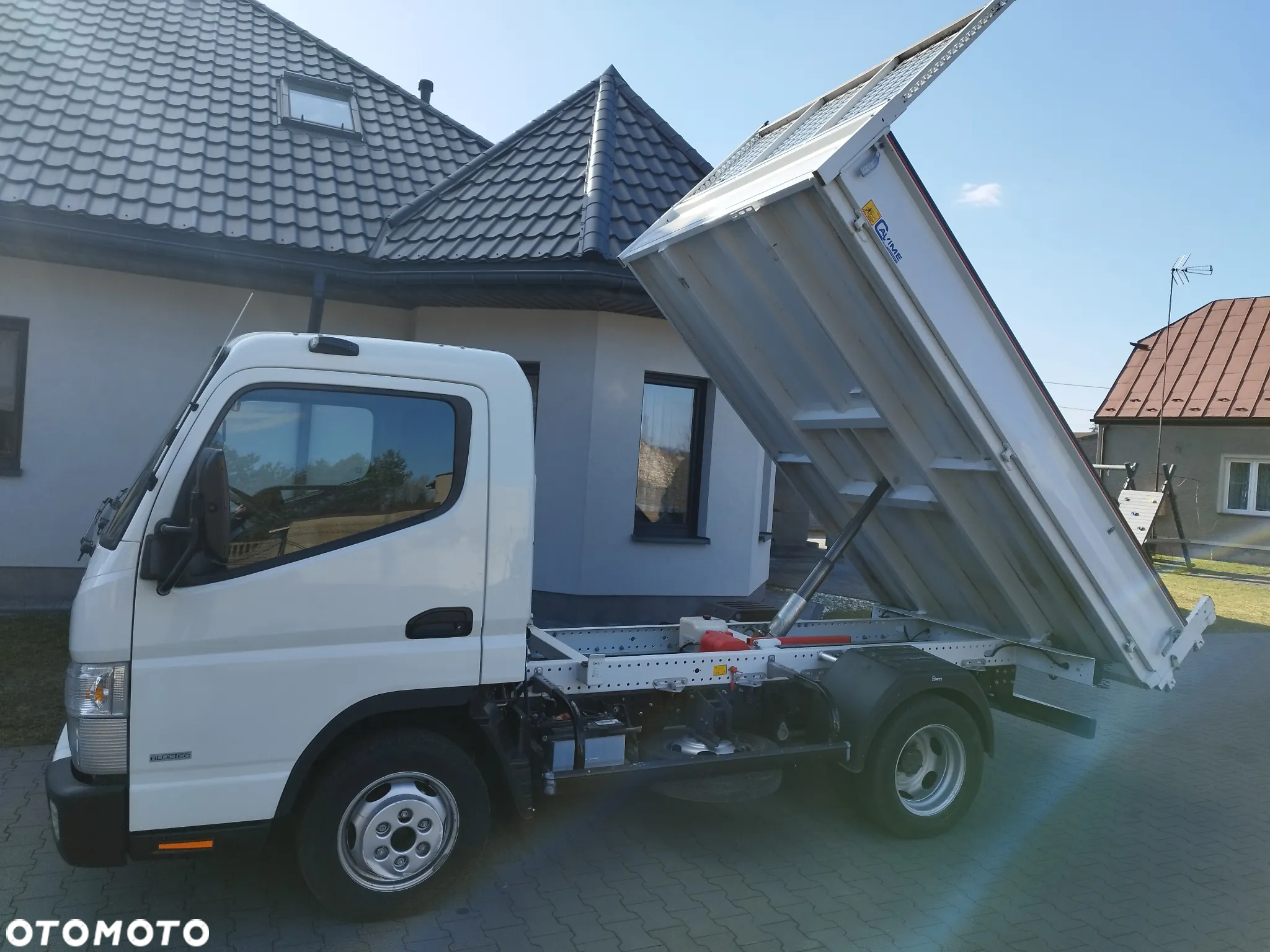 Mitsubishi Fuso Canter - 10