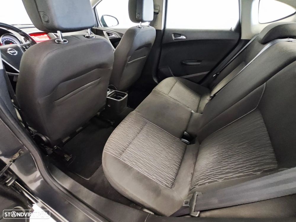 Opel Astra 1.3 CDTi Executive Start/Stop - 44