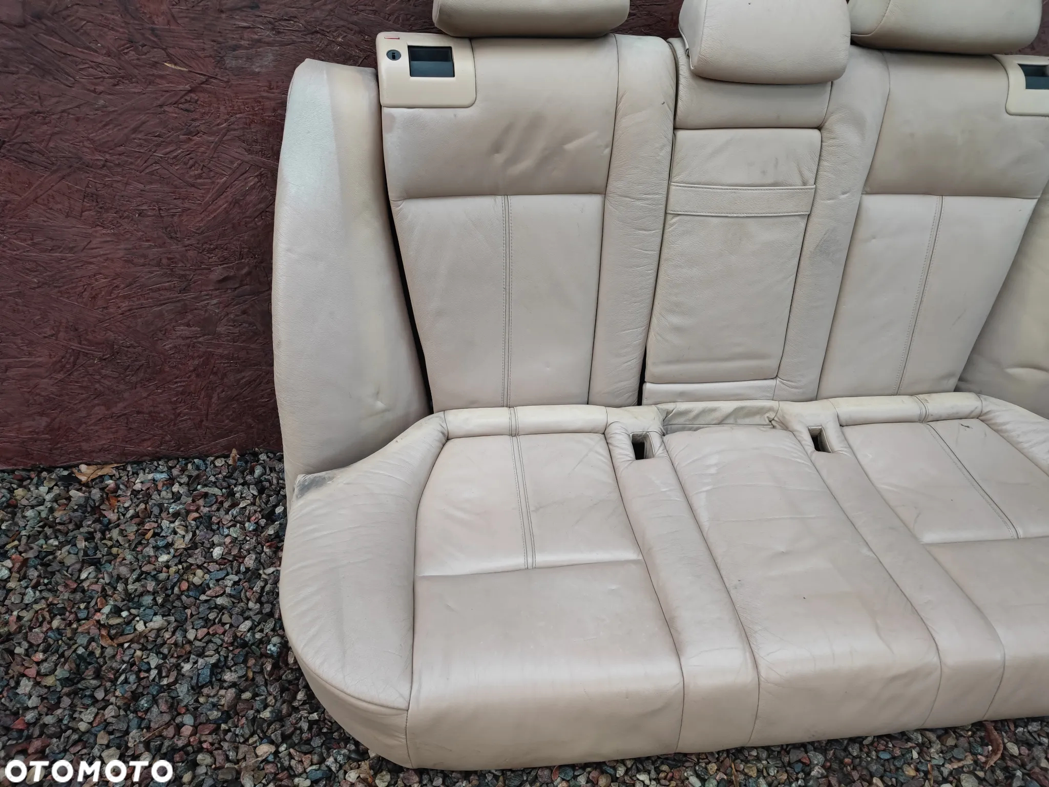 BMW E39 SEDAN ORYGINALNA KOMPLETNA KANAPA TYŁ SKŁADANA W KOLORZE BEŻOWYM / KREMOWYM / SANDBEIGE  O NR. 52 20 7 049 351 /  52 20 8 198 182 / 52 20 7 049 357 OEM - 3
