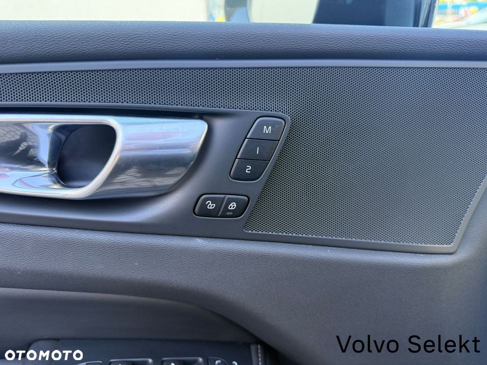 Volvo XC 60 - 18