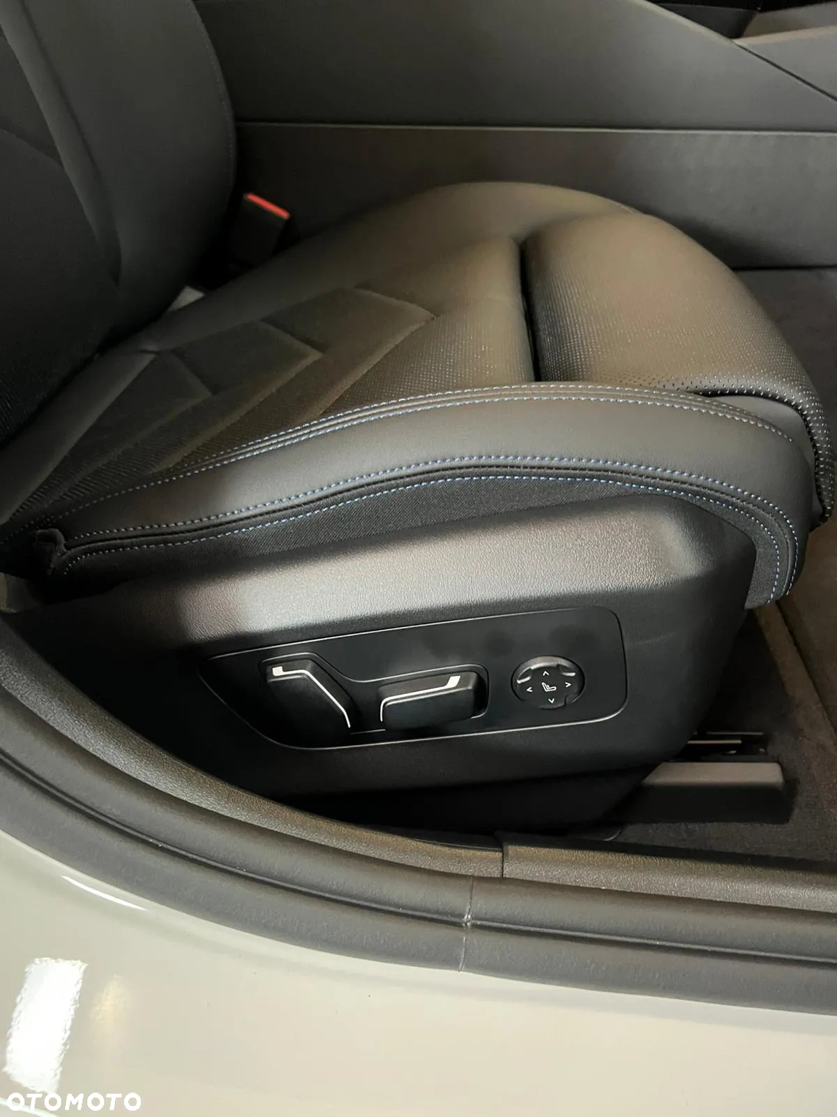 BMW Seria 5 - 21