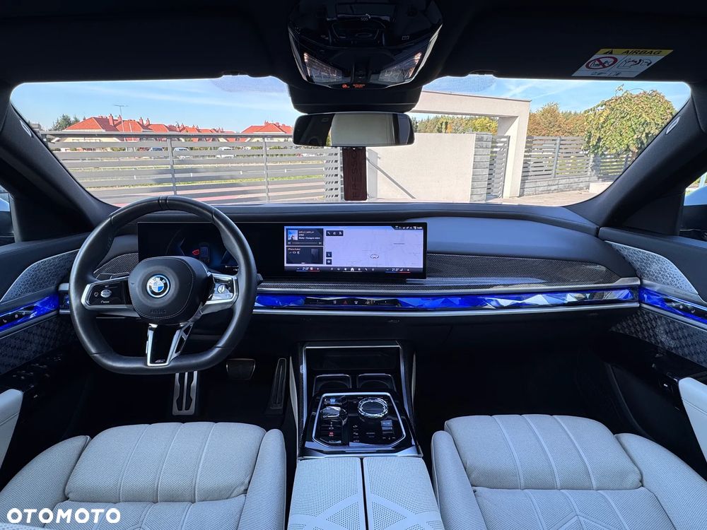 BMW i7 105.7kWh xDrive60 M Sport - 13