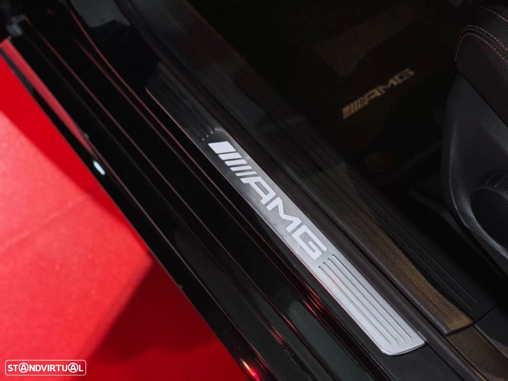 Mercedes-Benz A 45 AMG 4-Matic - 26