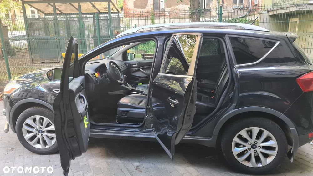 Ford Kuga - 19