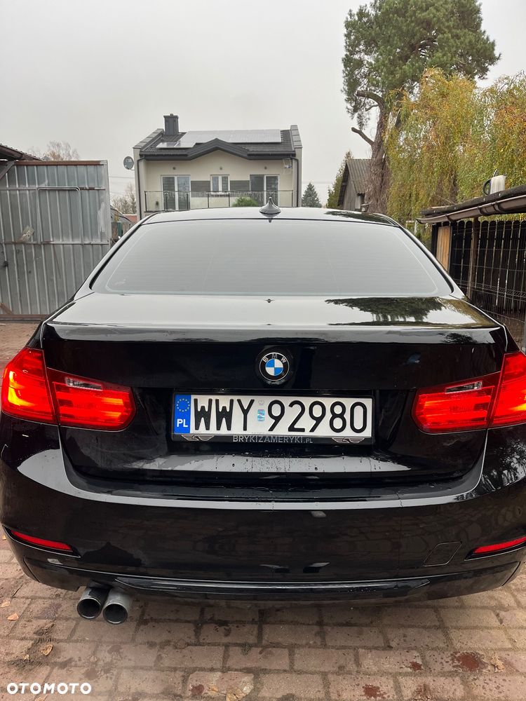 BMW Seria 3 328i Luxury Line - 5