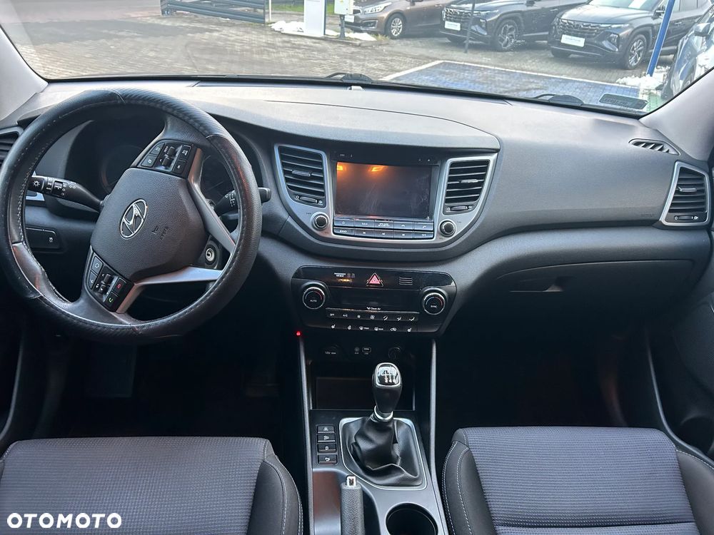 Hyundai Tucson 1.6 GDI BlueDrive Comfort 2WD - 11